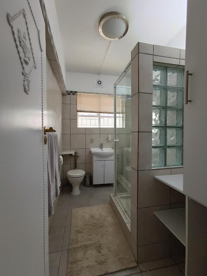شقة Sea Point Kingsgate No 10 كيب تاون المظهر الخارجي الصورة
