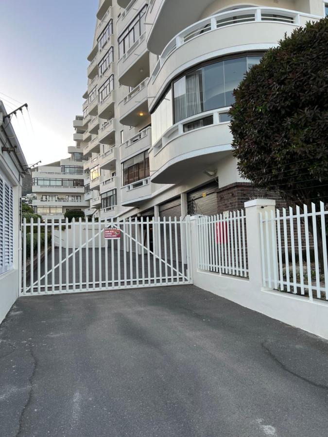 شقة Sea Point Kingsgate No 10 كيب تاون المظهر الخارجي الصورة
