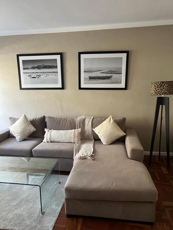 شقة Sea Point Kingsgate No 10 كيب تاون المظهر الخارجي الصورة